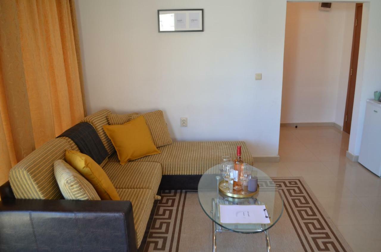 Villa Viktoria Studios تساريفو المظهر الخارجي الصورة